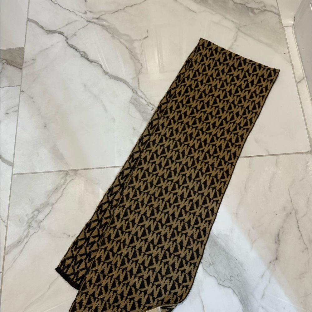 Michael Kors Brown and Tan Geometric Scarf
